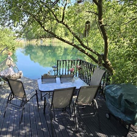 Luxury Lakeside Caravan With Hottub And Private Fishing Peg, Tattershall Lakes Bagian luar foto